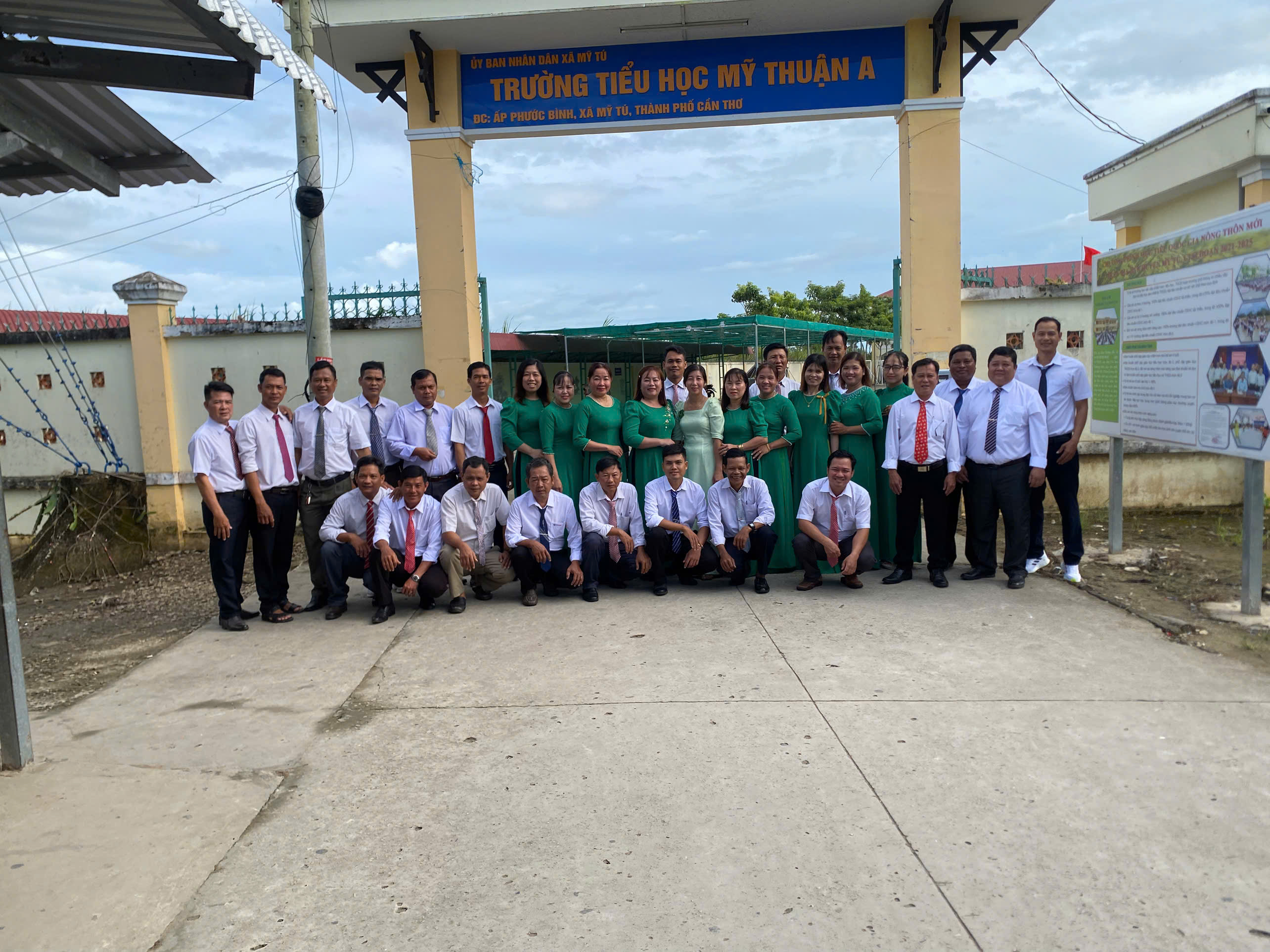 HỘI NGHỊ VIÊN CHỨC, NHÀ GIÁO, NGƯỜI LAO ĐỘNG - TRƯỜNG TIỂU HỌC MỸ THUẬN A